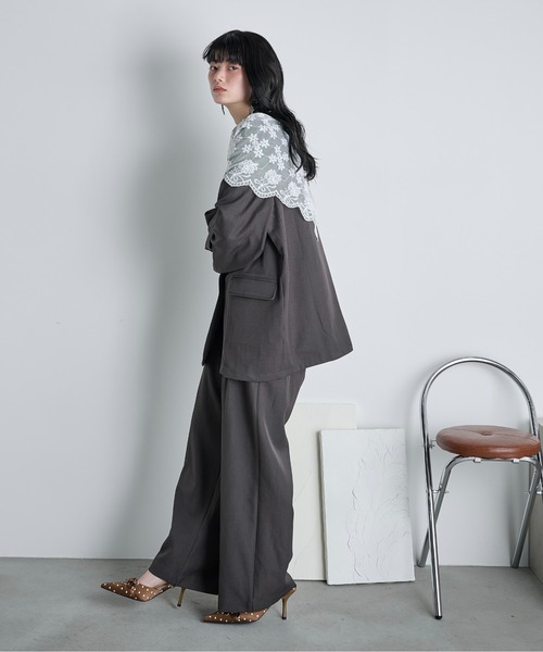 THE YOn（ザヨン）の「チュールフラワーレーストライアングルスカーフ（バンダナ/スカーフ・レディース・ブラック/オフホワイト・FREE）」の10枚目の写真