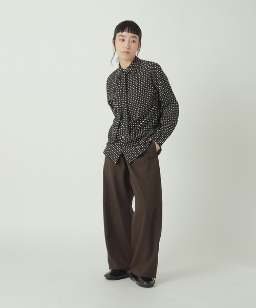 ZUCCa(ズッカ)の「DOT SQUARE PRINT / S(シャツ/ブラウス・レディース・ベージュ/ブラック・M size)」の6枚目の写真