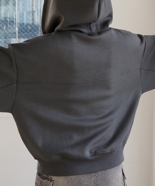 tiptop（ティップトップ）の「ダンボール袖切り替えプレート付きパーカー（パーカー・レディース・ブラック系その他/グレー・FREE）」の8枚目の写真
