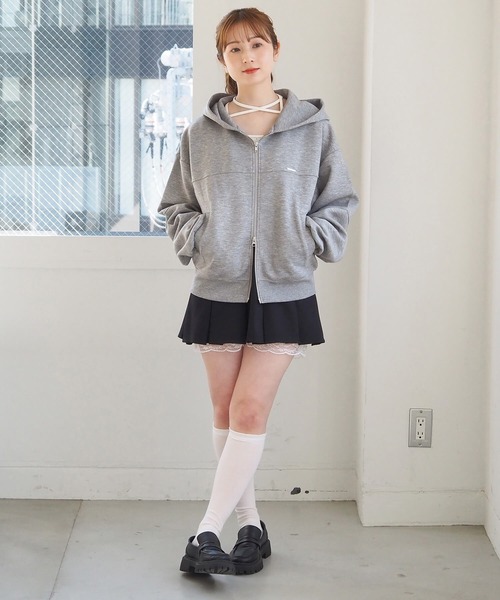 tiptop（ティップトップ）の「ダンボール袖切り替えプレート付きパーカー（パーカー・レディース・ブラック系その他/グレー・FREE）」の13枚目の写真