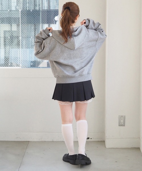 tiptop（ティップトップ）の「ダンボール袖切り替えプレート付きパーカー（パーカー・レディース・ブラック系その他/グレー・FREE）」の17枚目の写真