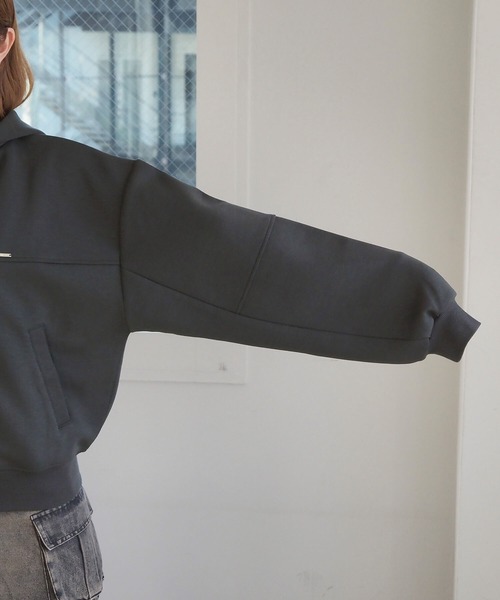 tiptop（ティップトップ）の「ダンボール袖切り替えプレート付きパーカー（パーカー・レディース・ブラック系その他/グレー・FREE）」の4枚目の写真