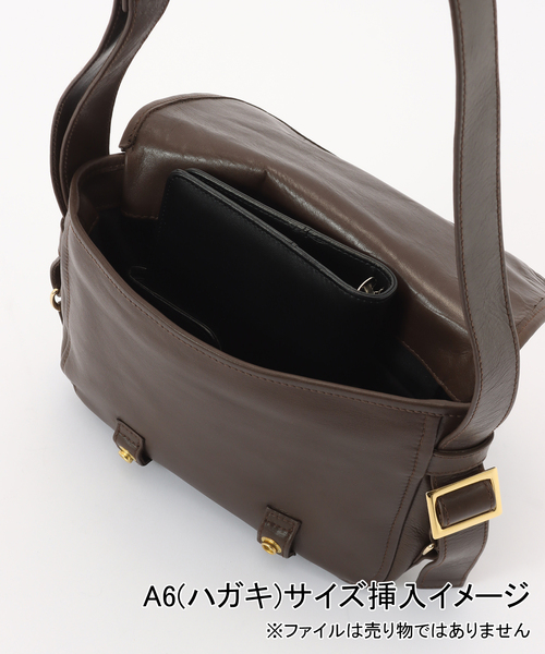 FRAMeWORK(フレームワーク)の「CCU/シーシーユー flap shoulder バッグ s(クラッチバッグ・レディース・ブラウン・FREE)」の7枚目の写真