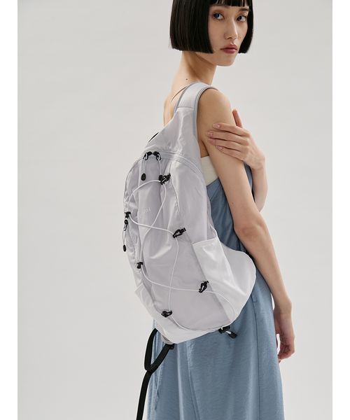 emmi（エミ）の「【USAGI ONLINE・ZOZO限定カラーあり】パッカブルバックパック/撥水（バックパック/リュック・レディース・ブルー/グレー/ライトベージュ/ブラック/オレンジ/ホワイト・F）」の3枚目の写真