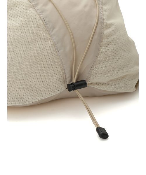 emmi（エミ）の「【USAGI ONLINE・ZOZO限定カラーあり】パッカブルバックパック/撥水（バックパック/リュック・レディース・ブルー/グレー/ライトベージュ/ブラック/オレンジ/ホワイト・F）」の20枚目の写真