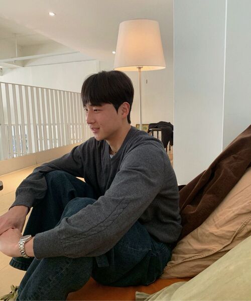 JUAN HOMME(ジュアンオム)の「リファインドVネックニット(チャコール)(ニット/セーター・メンズ・その他・LARGE/MEDIUM)」の13枚目の写真