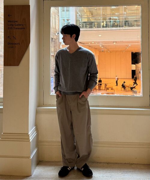 JUAN HOMME(ジュアンオム)の「リファインドVネックニット(チャコール)(ニット/セーター・メンズ・その他・LARGE/MEDIUM)」の21枚目の写真