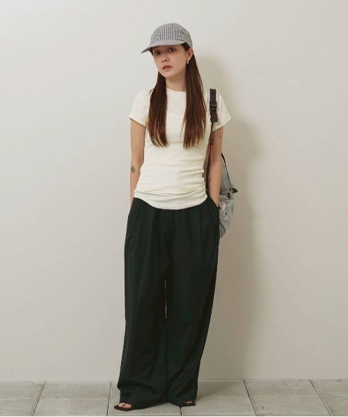 TODAYFUL(トゥデイフル)の「Soft Fraice T-shirts(Tシャツ/カットソー・レディース・スミクロ/グレー/アイボリー・FREE)」の13枚目の写真