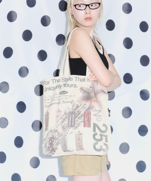 DTYYPE（ドタイプ）の「グラフィックトートバッグ（トートバッグ・レディース・ナチュラル・FREE）」の2枚目の写真