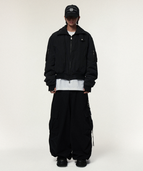 IDWS(アイドンワナセル)の「Solid High Neck Ma-1 Black(ブルゾン・レディース・その他・0)」の2枚目の写真