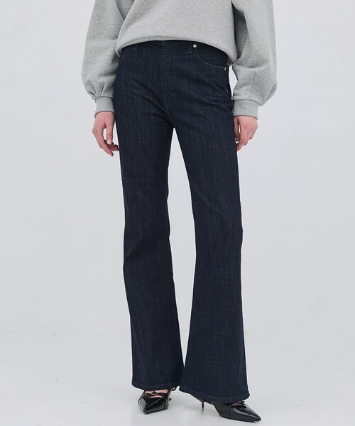 PUBLIC TOKYO（パブリックトウキョウ）の「【2026春新作】PUBLICDENIM SLIM BELL（デニムパンツ・レディース・ダークインディゴブルー・3/2/1）」の6枚目の写真