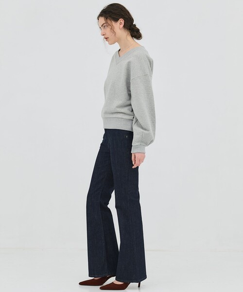 PUBLIC TOKYO（パブリックトウキョウ）の「【2026春新作】PUBLICDENIM SLIM BELL（デニムパンツ・レディース・ダークインディゴブルー・3/2/1）」の13枚目の写真