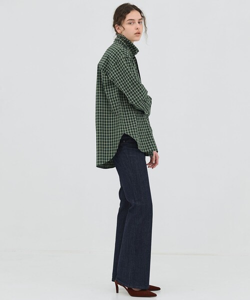 PUBLIC TOKYO（パブリックトウキョウ）の「【2026春新作】PUBLICDENIM SLIM BELL（デニムパンツ・レディース・ダークインディゴブルー・3/2/1）」の16枚目の写真