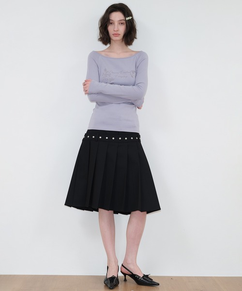 SOLWEIGE（ソルヴェイグ）の「【SOLWEIGE】ローズ刺繍 ネックラインデザイン 長袖Tシャツ（Tシャツ/カットソー・レディース・ラベンダー/アイボリー・S/M/L）」の8枚目の写真