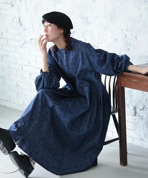 soulberry(ソウルベリー)の「雨つぶ刺繍のデニムワンピース(ワンピース・レディース・ネイビー・L/M/5L/4L/3L/LL)」の10枚目の写真