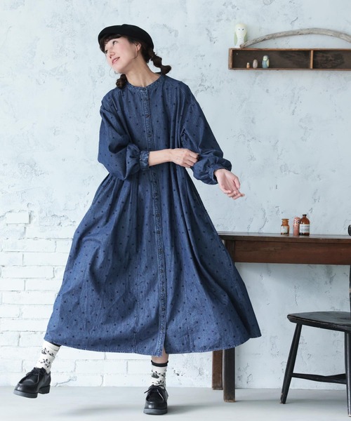 soulberry(ソウルベリー)の「雨つぶ刺繍のデニムワンピース(ワンピース・レディース・ネイビー・L/M/5L/4L/3L/LL)」の14枚目の写真