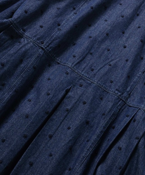 soulberry(ソウルベリー)の「雨つぶ刺繍のデニムワンピース(ワンピース・レディース・ネイビー・L/M/5L/4L/3L/LL)」の2枚目の写真