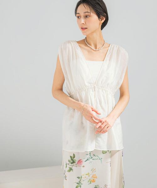 URBAN RESEARCH ROSSO WOMEN（アーバンリサーチ　ロッソ）の「ボタニカルジャガードジレトップス（その他トップス・レディース・ブラック/オフホワイト・FREE）」の3枚目の写真