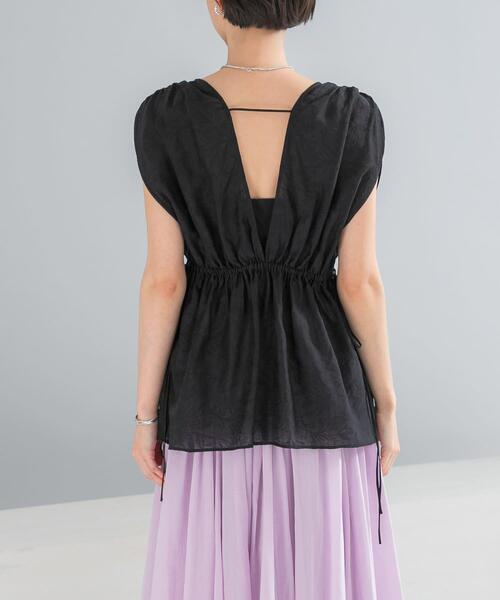 URBAN RESEARCH ROSSO WOMEN（アーバンリサーチ　ロッソ）の「ボタニカルジャガードジレトップス（その他トップス・レディース・ブラック/オフホワイト・FREE）」の19枚目の写真