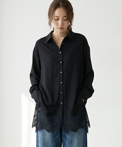 Muscat(マスカット)の「裾レースロングシャツ(シャツ/ブラウス・レディース・ブラック/ホワイト/ライトグリーン・F)」の1枚目の写真