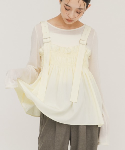 KBF（ケイビーエフ）の「フリルギャザービスチェ（その他トップス・レディース・カーキ/アイボリー/チャコールグレー・ONE）」の4枚目の写真