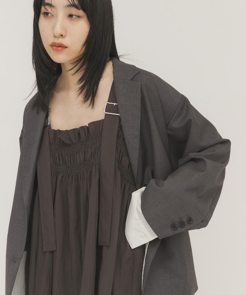 KBF（ケイビーエフ）の「フリルギャザービスチェ（その他トップス・レディース・カーキ/アイボリー/チャコールグレー・ONE）」の12枚目の写真