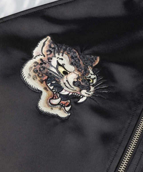 STYLISE（スタイライズ）の「【EVISU】DUO LEOPARD EMB. SOUVENIOR JACKET / ブラック [2ESHTM6JK1016RXSN]（ライダースジャケット・メンズ・ブラック・L）」の10枚目の写真