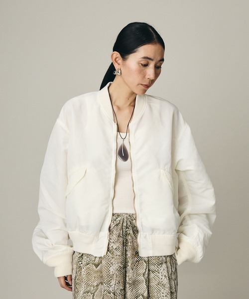 Chaos（カオス）の「Chaos(カオス)/ ◇REMI RELIEF◇別注MA-1ブルゾン（MA-1・レディース・カーキ/ホワイト・FREE）」の3枚目の写真