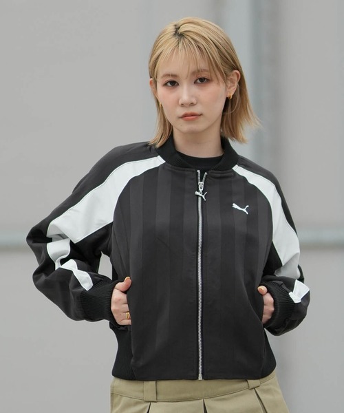 PUMA(プーマ)の「PUMA/プーマ ショート丈 トラックジャケット FUTURE.PUMA.ARCHIVE JKT 636853(その他アウター・レディース・レッド/ブラック・M)」の5枚目の写真