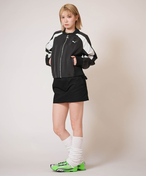 PUMA(プーマ)の「PUMA/プーマ ショート丈 トラックジャケット FUTURE.PUMA.ARCHIVE JKT 636853(その他アウター・レディース・レッド/ブラック・M)」の9枚目の写真