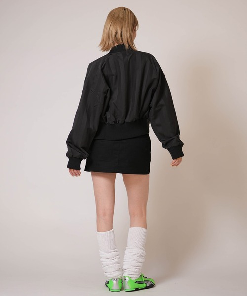 PUMA(プーマ)の「PUMA/プーマ ショート丈 トラックジャケット FUTURE.PUMA.ARCHIVE JKT 636853(その他アウター・レディース・レッド/ブラック・M)」の10枚目の写真