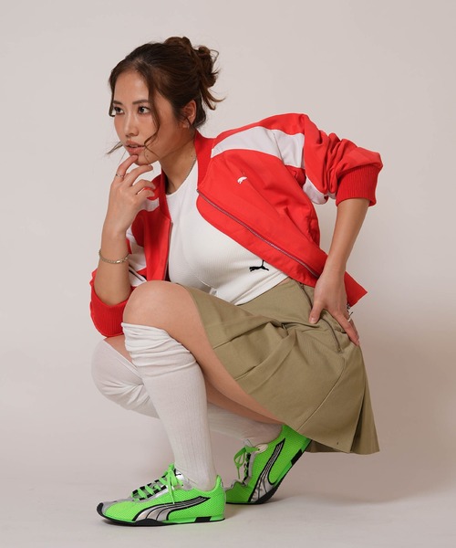PUMA(プーマ)の「PUMA/プーマ ショート丈 トラックジャケット FUTURE.PUMA.ARCHIVE JKT 636853(その他アウター・レディース・レッド/ブラック・M)」の18枚目の写真