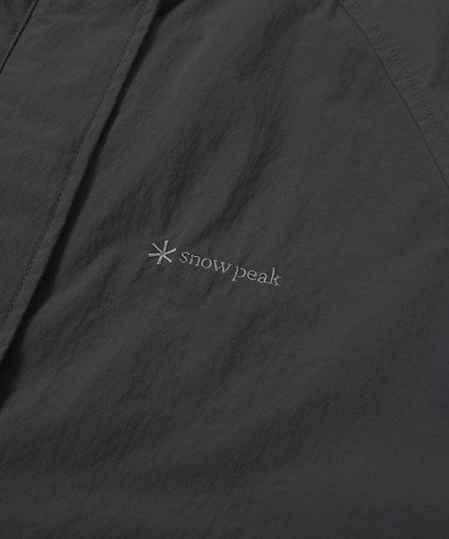 Snow Peak（スノーピーク）の「Snow Peak / Light Taslan Women's Windbreaker ライトタスランレディースウィンドブレーカー 海外限定（ナイロンジャケット・レディース・ダークカーキ/ミント・L/M/S）」の7枚目の写真