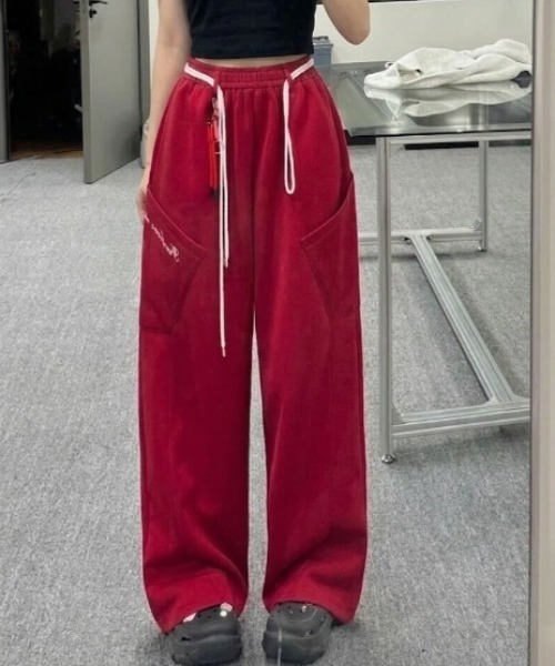 SHEPP（シープ）の「ドローコード付きワイドスウェットパンツ（スウェットパンツ・メンズ・ワインレッド/ネイビー・L/M）」の2枚目の写真