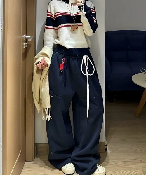 SHEPP（シープ）の「ドローコード付きワイドスウェットパンツ（スウェットパンツ・メンズ・ワインレッド/ネイビー・L/M）」の4枚目の写真