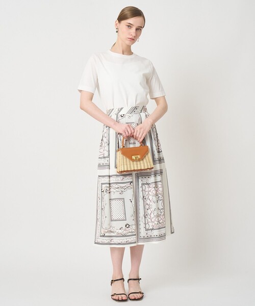 ANAYI（アナイ）の「コットン天竺半袖レギュラー プルオーバー（Tシャツ/カットソー・レディース・ブラック/ピンク/オフホワイト/チャコールグレー・38/36）」の22枚目の写真