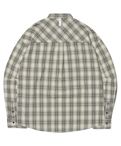 NOMANUAL（NOMANUAL）の「ROUGH SEERSUCKER CHECK SHIRTS - IVORY（シャツ/ブラウス・レディース・その他・SMALL/MEDIUM/LARGE/X-LARGE）」の2枚目の写真