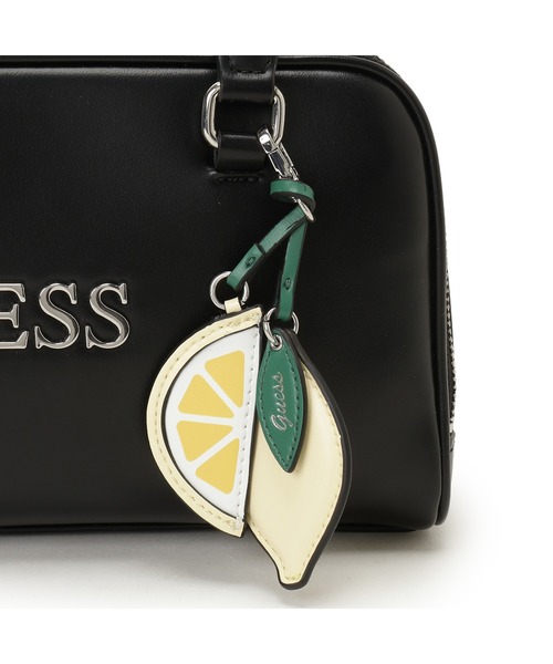Guess（ゲス）の「CARLA Shoulder Satchel ショルダーバッグ（ショルダーバッグ・レディース・ブラック・ONE SIZE）」の5枚目の写真