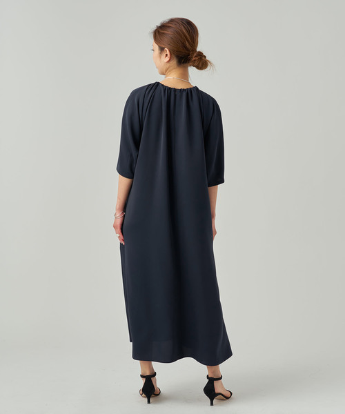 VERMEIL par iena（ヴェルメイユパーイエナ）の「ガルーダドビークロスバルーンワンピース（ワンピース・レディース・ブラック/ネイビー・FREE）」の10枚目の写真