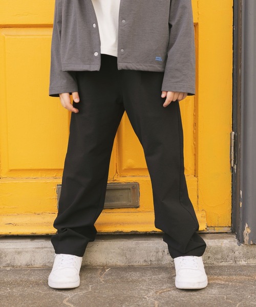 GLOBAL WORK(グローバルワーク)の「スゴラクストレッチサッカーパンツ/634288(その他パンツ・キッズ・ブラック/チャコールグレー・160cm/150cm/140cm/130cm)」の10枚目の写真