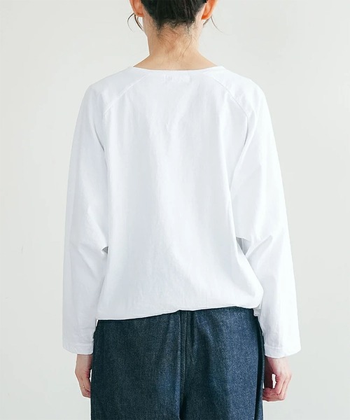 SOLAMONAT(ソラモナ)の「パフ天竺裾ヒモ 手書きプリントT(Tシャツ/カットソー・レディース・ブラック×ホワイト/ホワイト×ブラウン/ホワイト×グレー/杢グレー/ブラック×グレー/ホワイト×ブラック・FREE)」の22枚目の写真