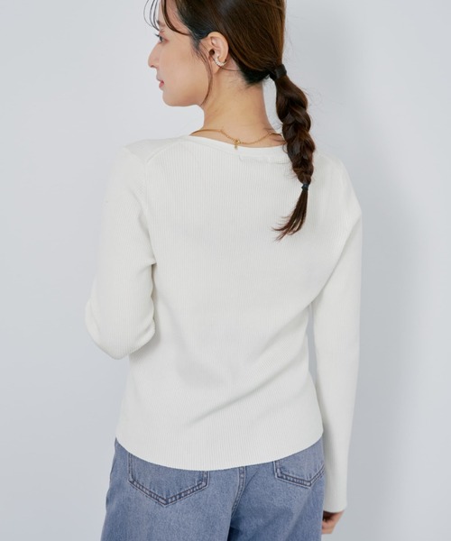 COHINA(コヒナ)の「シルキーコットンゴールドボタンニットカーディガン 【低身長・小柄女性】(カーディガン/ボレロ・レディース・ベージュ/ネイビー/ホワイト/その他/ブルー・ONE SIZE)」の22枚目の写真