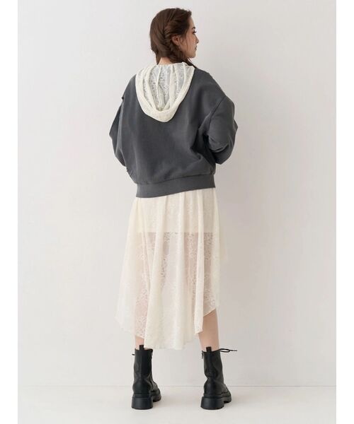 EVRIS（エヴリス）の「ピグメントダメージスウェットトップス　春服（スウェット・レディース・グレー/チャコールグレー・FREE）」の4枚目の写真