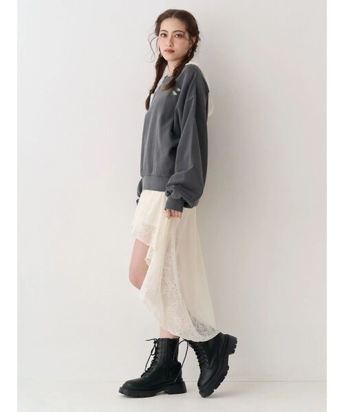 EVRIS（エヴリス）の「ピグメントダメージスウェットトップス　春服（スウェット・レディース・グレー/チャコールグレー・FREE）」の5枚目の写真