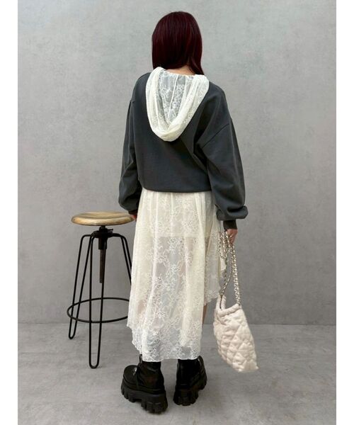 EVRIS（エヴリス）の「ピグメントダメージスウェットトップス　春服（スウェット・レディース・グレー/チャコールグレー・FREE）」の18枚目の写真