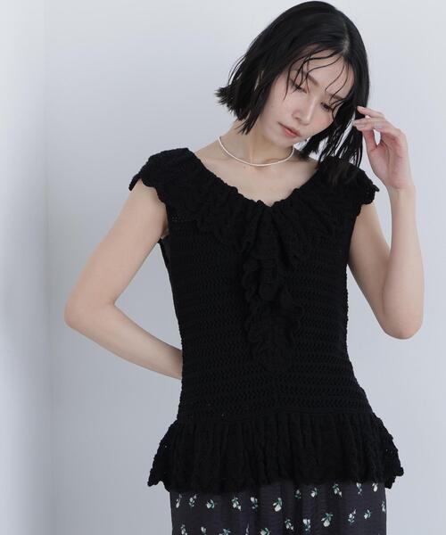 N.(N. Natural Beauty Basic)(エヌエヌナチュラルビューティーベーシック)の「柄編みラッフルニット(ベスト・レディース・ブラック/オフホワイト/レッド・FREE)」の7枚目の写真