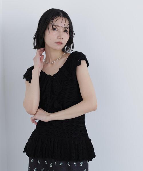 N.(N. Natural Beauty Basic)(エヌエヌナチュラルビューティーベーシック)の「柄編みラッフルニット(ベスト・レディース・ブラック/オフホワイト/レッド・FREE)」の10枚目の写真