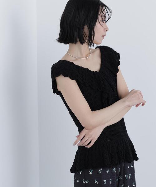 N.(N. Natural Beauty Basic)(エヌエヌナチュラルビューティーベーシック)の「柄編みラッフルニット(ベスト・レディース・ブラック/オフホワイト/レッド・FREE)」の13枚目の写真
