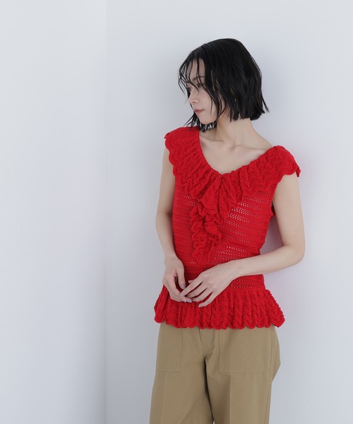 N.（N. Natural Beauty Basic）（エヌエヌナチュラルビューティーベーシック）の「柄編みラッフルニット（ベスト・レディース・ブラック/オフホワイト/レッド・FREE）」の13枚目の写真