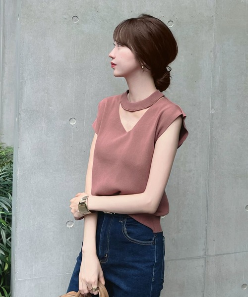 CHARME BY MICOLA(シャルムバイミコラ)の「アシメスリーブチョーカーネックトップス(Tシャツ/カットソー・レディース・ライトグレー/アイボリー/ピンク・MEDIUM/LARGE)」の5枚目の写真